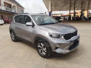 Kia Sonet 2023 Gray