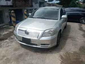 Toyota Avensis 2004 Silver