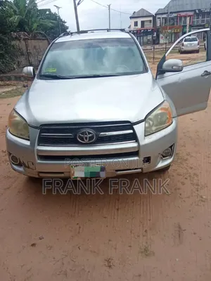 Toyota RAV4 2009 Silver