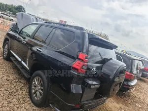 Toyota Land Cruiser Prado 2019 Black