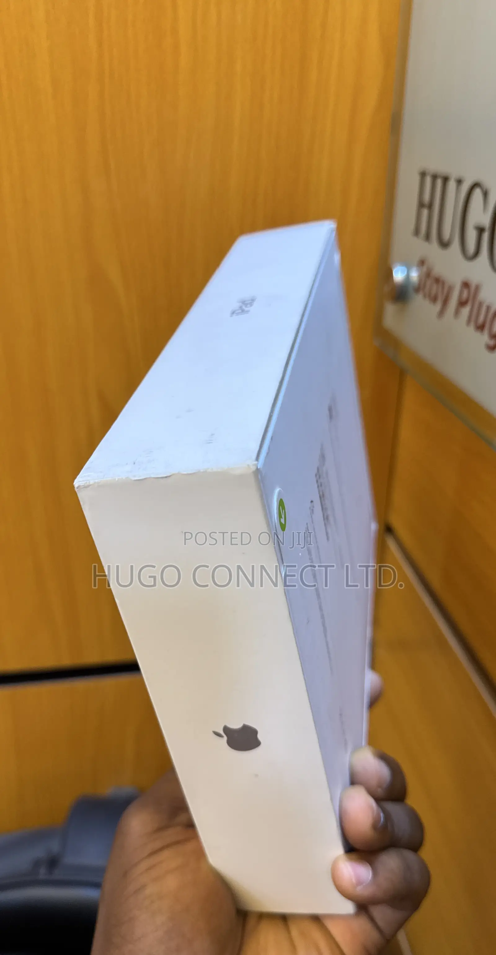 New Apple iPad (2025) 128 GB Silver