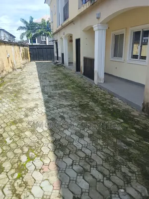 2bdrm Block of Flats in Ogunfayo Estate, Awoyaya for rent