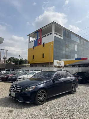 Mercedes-Benz E350 2014 Blue