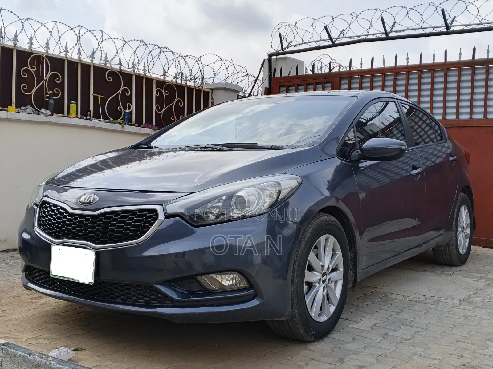 Kia Cerato 2015 Gray