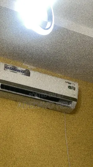 Royal 1.5hp Inverter Ac