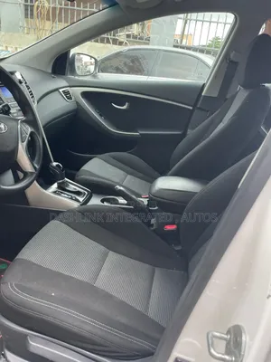 Hyundai Elantra 2017 White