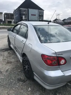 Toyota Corolla S 2004 Silver
