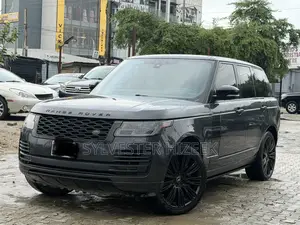 Land Rover Range Rover Vogue 2018 Black