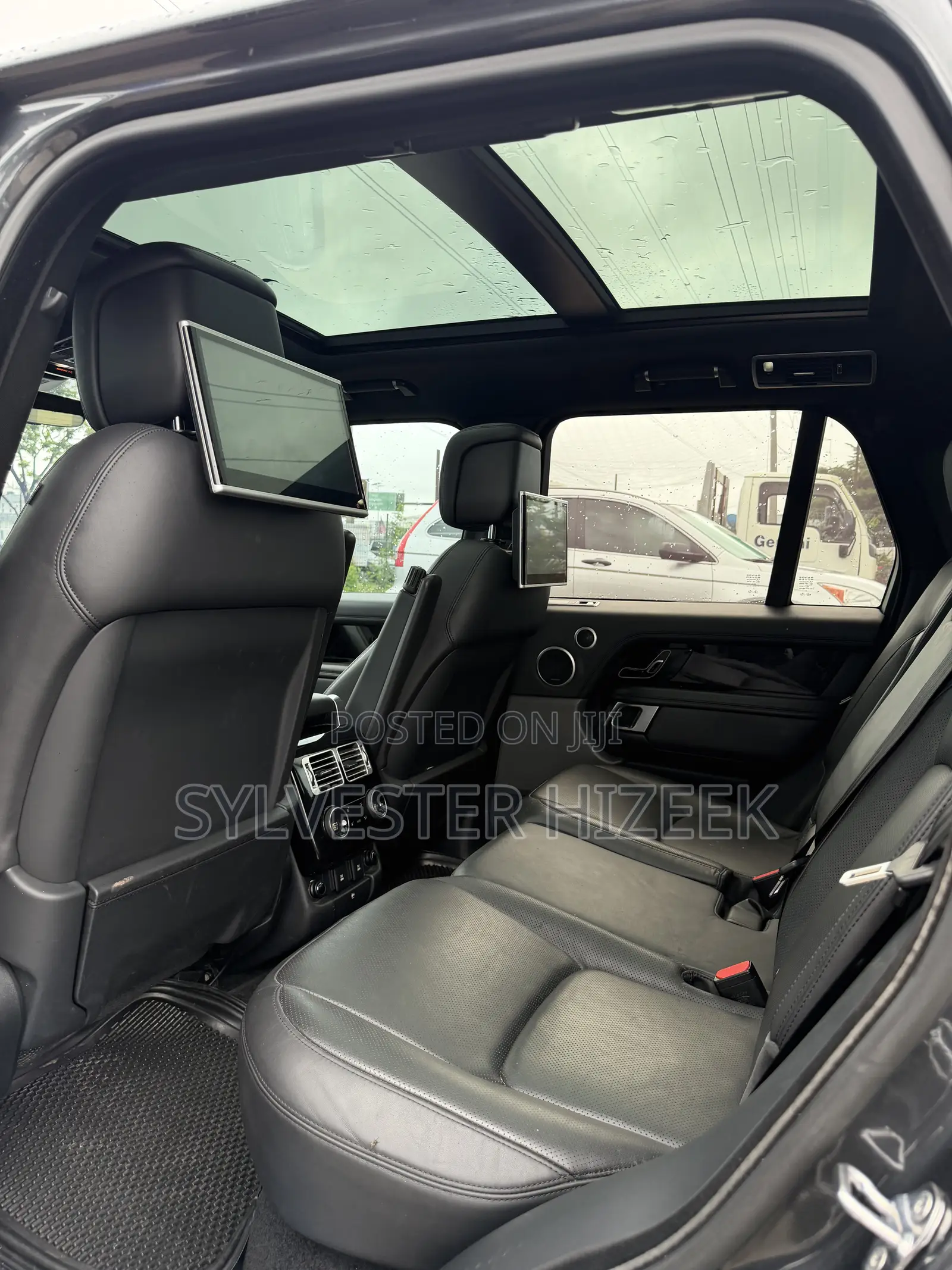 Land Rover Range Rover Vogue 2018 Black
