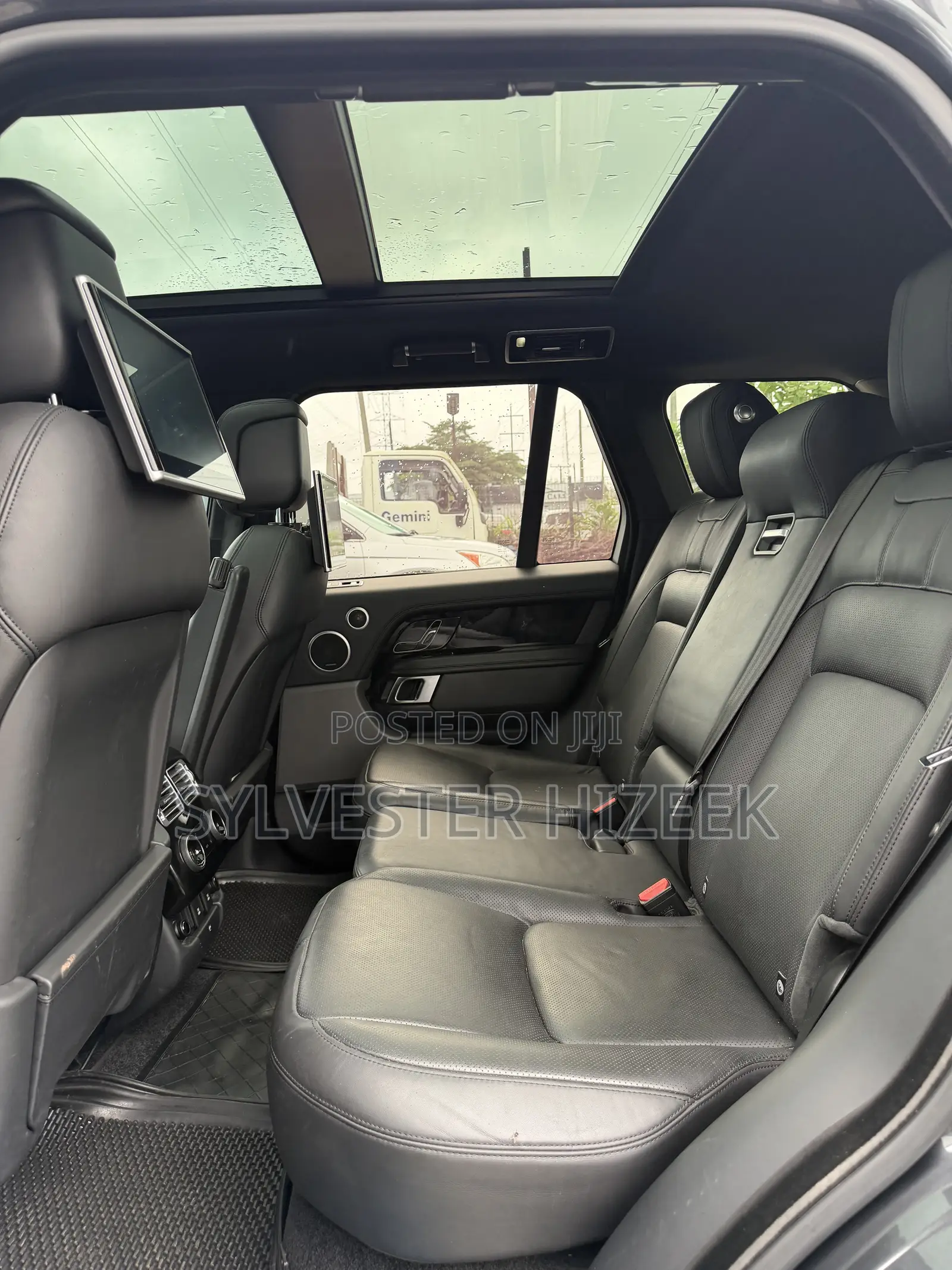 Land Rover Range Rover Vogue 2018 Black