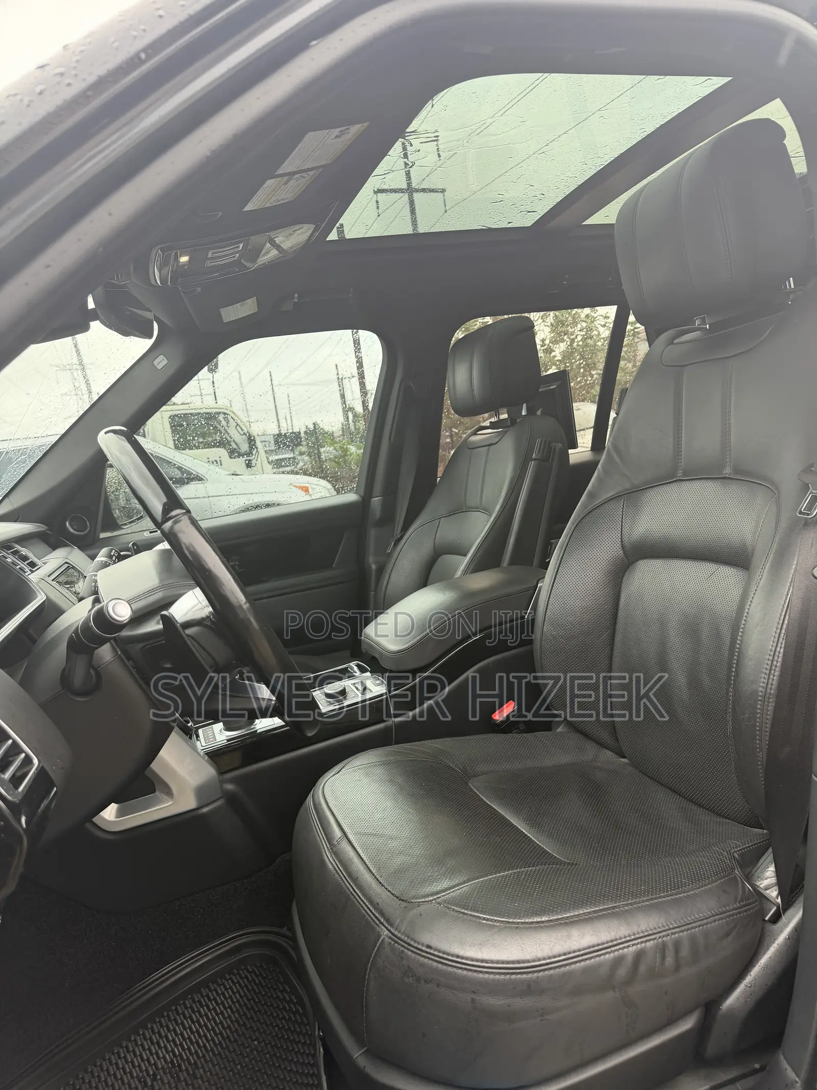 Land Rover Range Rover Vogue 2018 Black