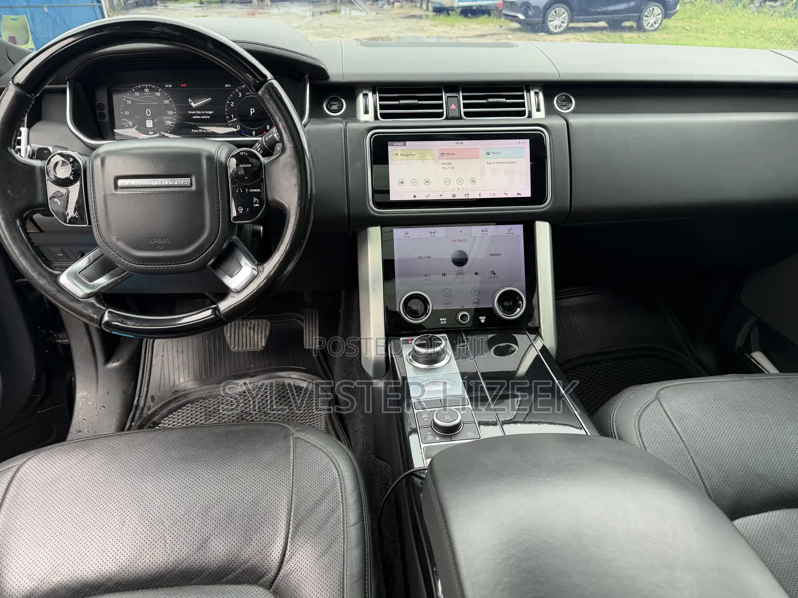 Land Rover Range Rover Vogue 2018 Black