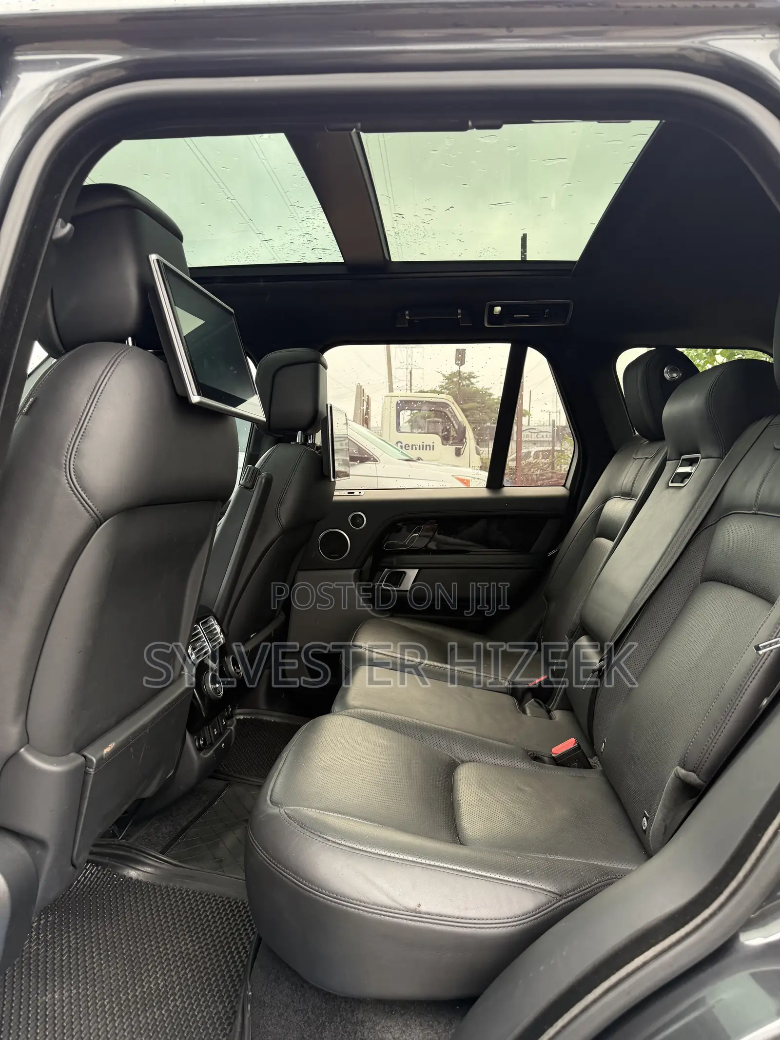 Land Rover Range Rover Vogue 2018 Black