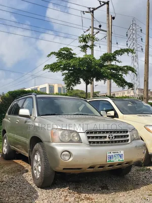 Toyota Highlander 2003 Gold
