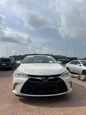 Toyota Camry 2016 White