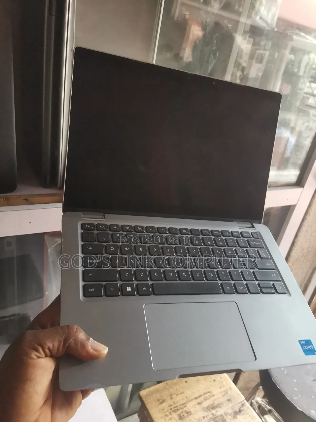 Laptop Dell Latitude 5320 2-in-1 16GB Intel Core i5 SSD 512GB