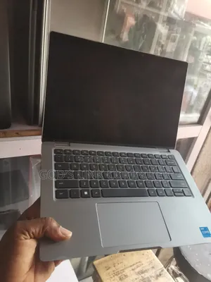 Laptop Dell Latitude 5320 2-in-1 16GB Intel Core i5 SSD 512GB