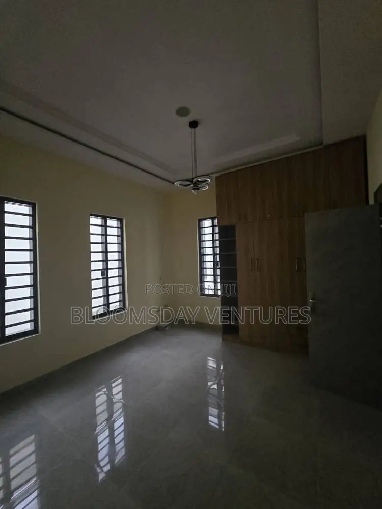 4bdrm Duplex in Omole for rent