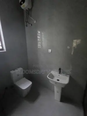 4bdrm Duplex in Omole for rent
