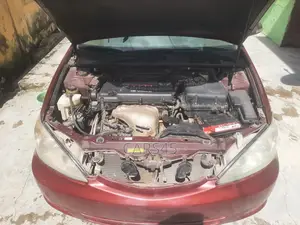 Toyota Camry 2004 Red