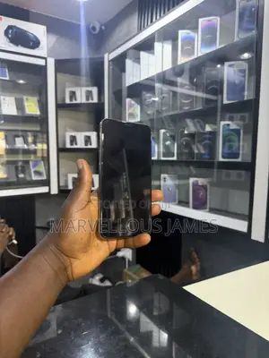 Apple iPhone XS Max 64 GB Gold