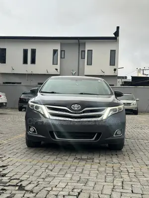 Toyota Venza XLE 2014 Gray