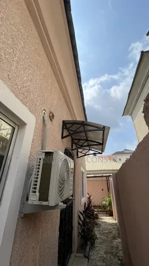 Skylight Entrance/Window Rain/Sun Shade