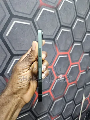 Apple iPhone 13 128 GB Green
