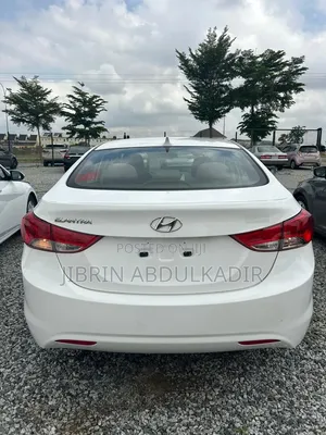 Hyundai Elantra Limited Sedan FWD (1.8L 4cyl 6A) 2013 White