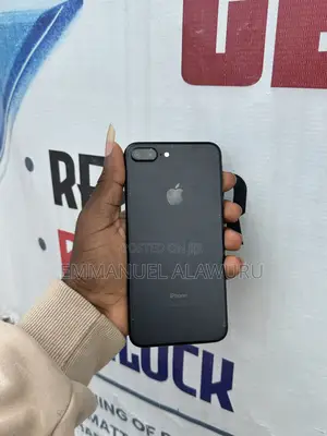 Apple iPhone 7 Plus 32 GB Black