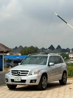 Mercedes-Benz GLK-Class 350 2010 Silver