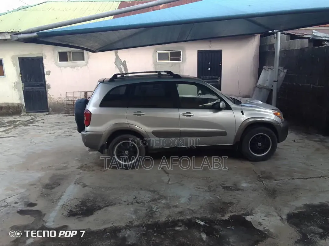 Toyota RAV4 2005 Silver
