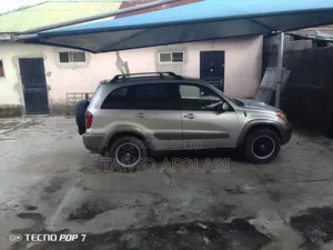 Toyota RAV4 2005 Silver