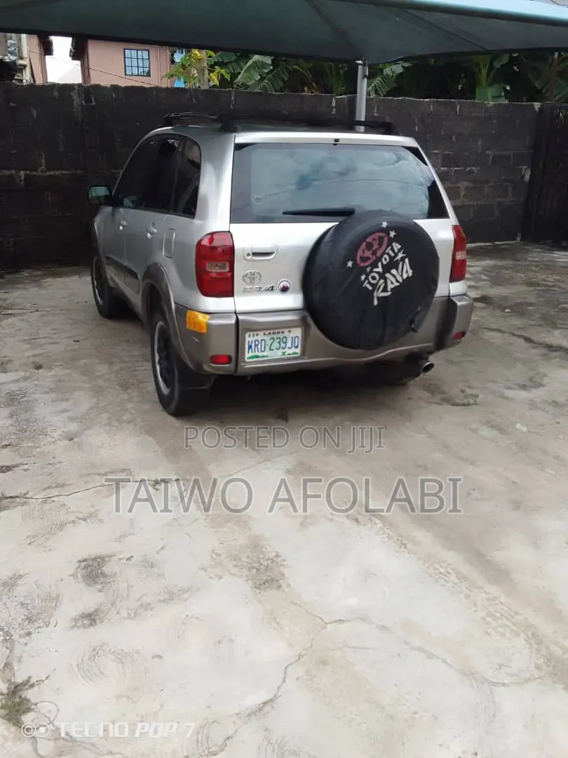 Toyota RAV4 2005 Silver