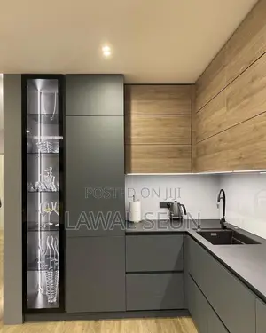 Set of Kitchen Cabinets