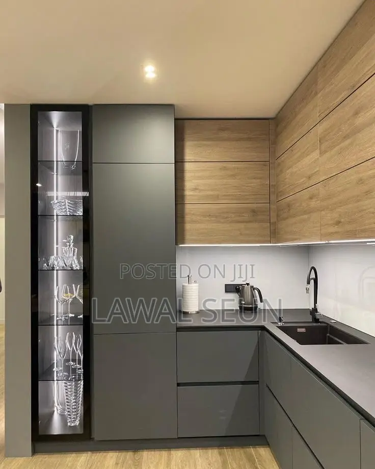 Set of Kitchen Cabinets