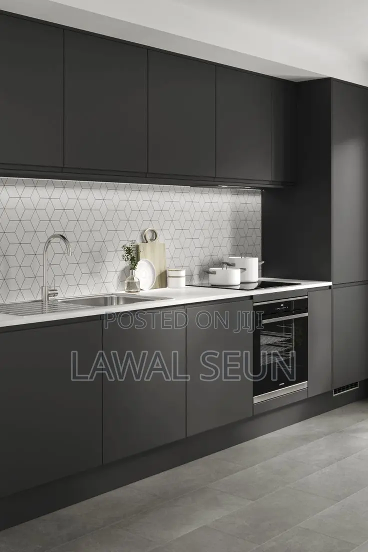 Set of Kitchen Cabinets