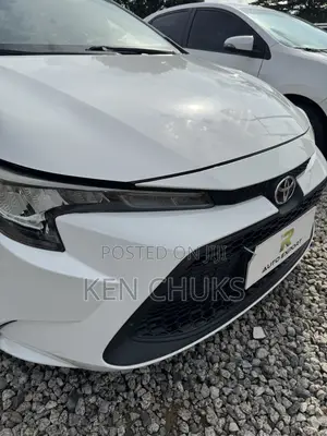 Toyota Corolla 2022 White