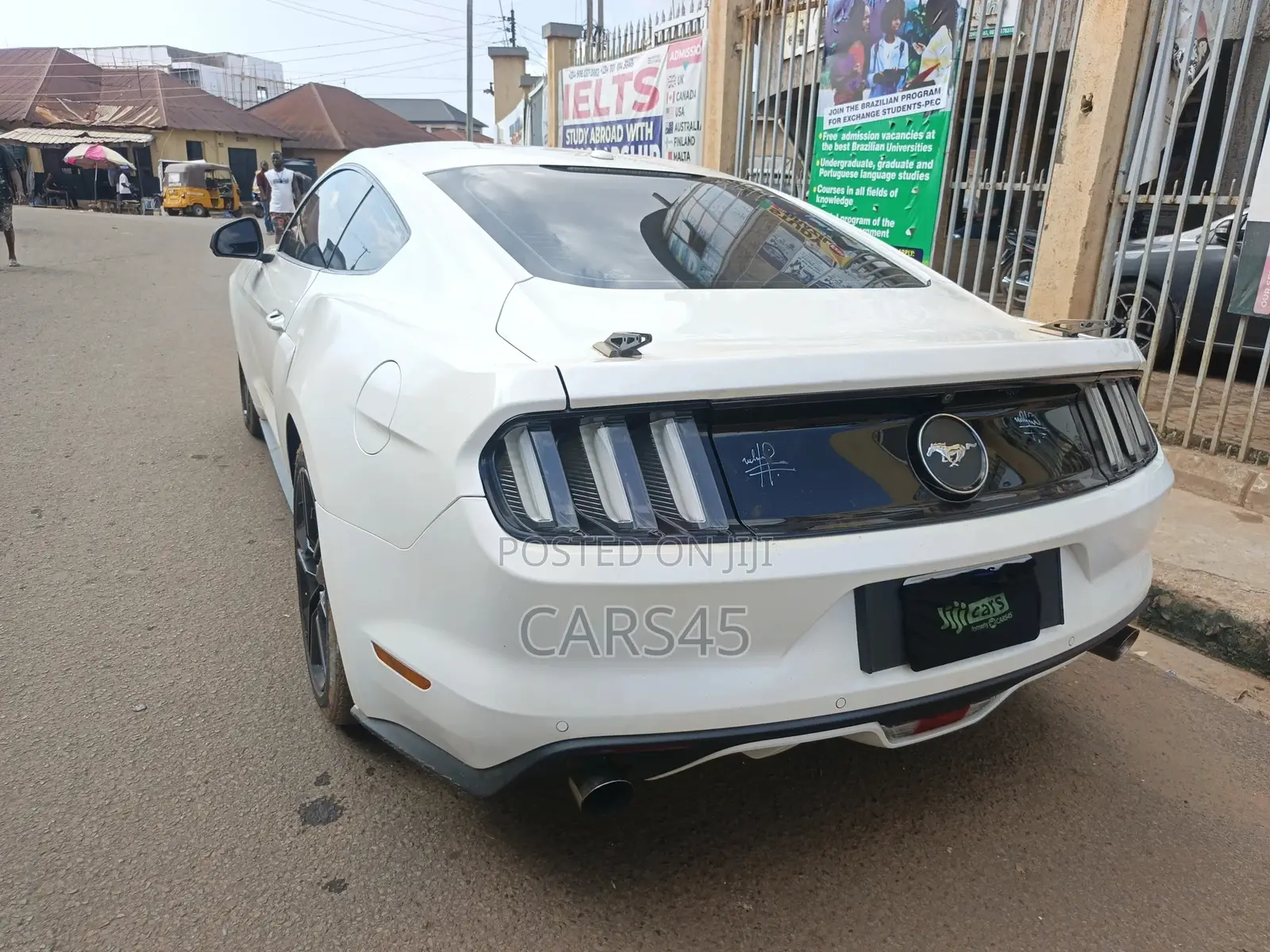 Ford Mustang 2017 White