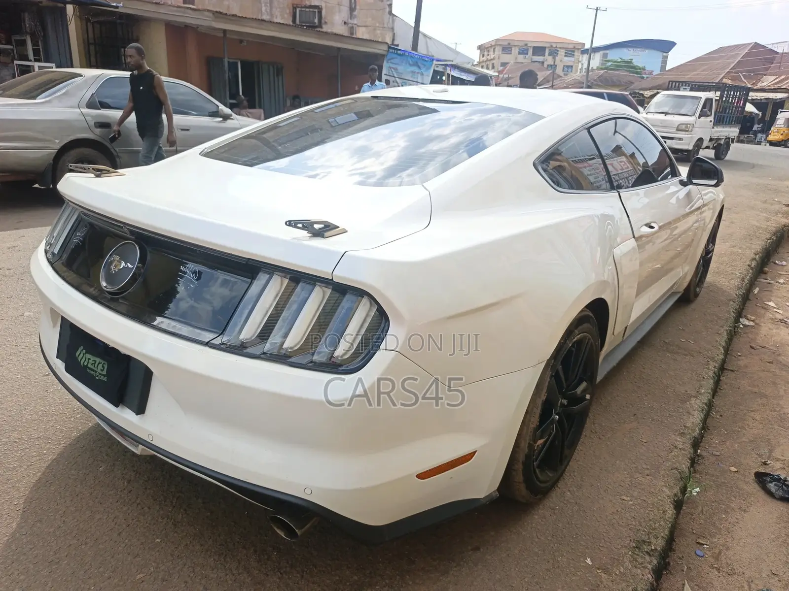 Ford Mustang 2017 White