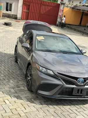 Toyota Camry 2023 Brown
