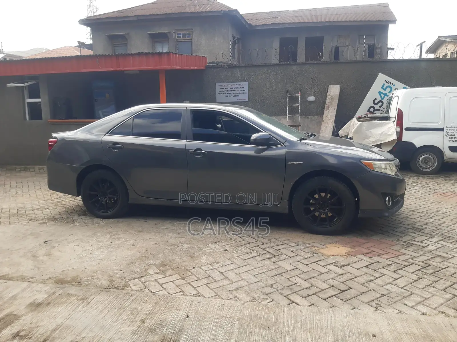 Toyota Camry 2012 Gray