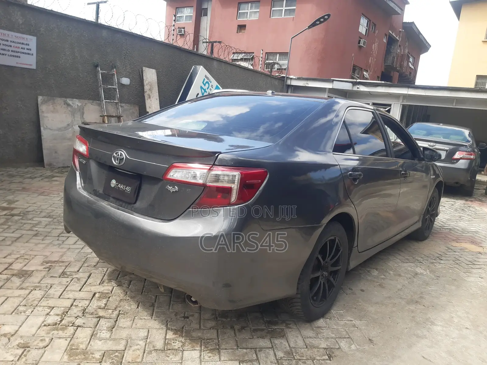 Toyota Camry 2012 Gray