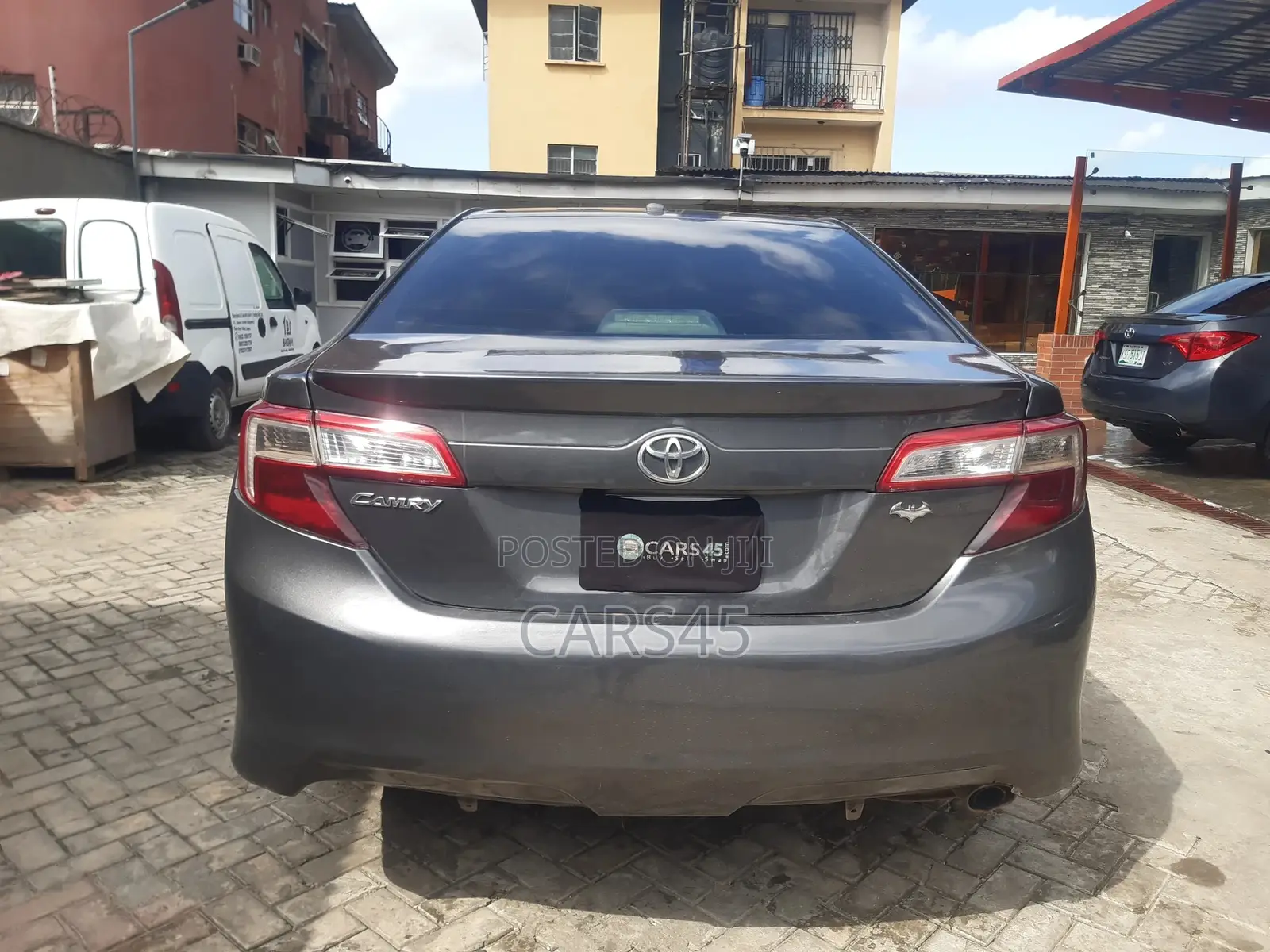 Toyota Camry 2012 Gray