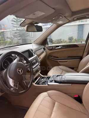 Mercedes-Benz GL-Class GL450 4MATIC 4dr SUV AWD (4.7L 8cyl Turbo 7A)