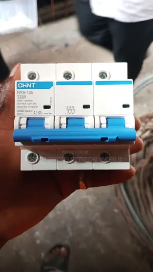 125 CHNT Circuit Breaker