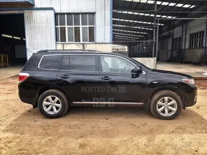 Toyota Highlander 2013 Black