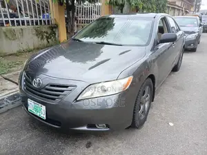 Toyota Camry LE 4dr Sedan (2.4L 4cyl 5A) 2008 Gray