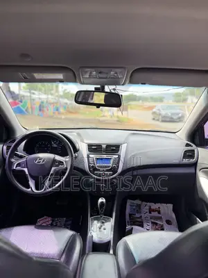 Hyundai Accent SE Automatic 2011 Gray
