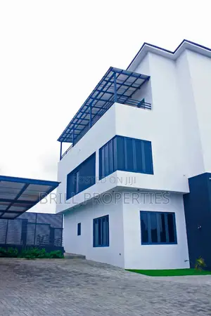 5bdrm House in Citi Scape, Guzape District for sale